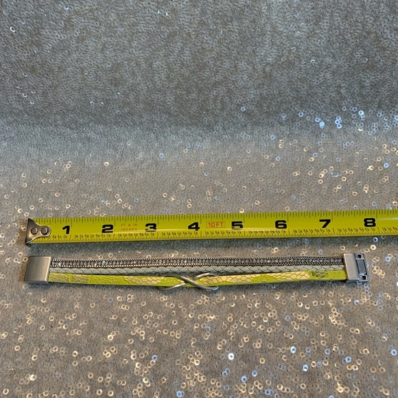 New NIB silver & yellow snakeskin wrap bracelet - Picture 6 of 7